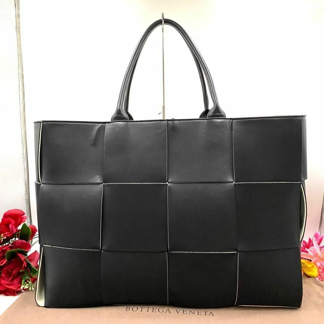 新品 ボッテガヴェネタ BOTTEGA VENETA トートバッグ ラージトート ブラック