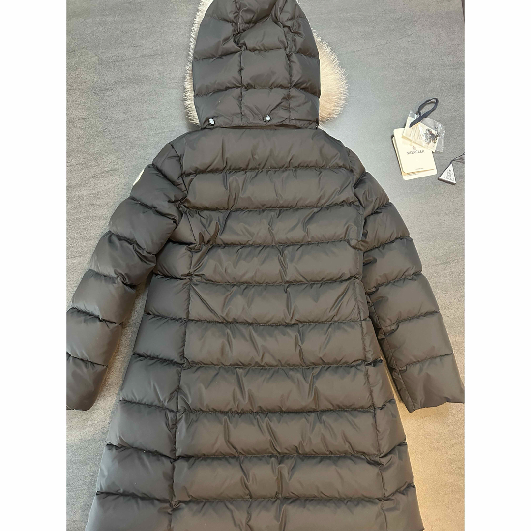 MONCLER モンクレール　ダウン 8A