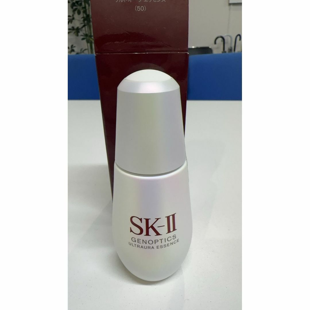 SK-II(エスケーツー)の国内正規品 未使用SK-II　ジェノプティクス　ウルトオーラ　エッセンス50ml コスメ/美容のスキンケア/基礎化粧品(美容液)の商品写真