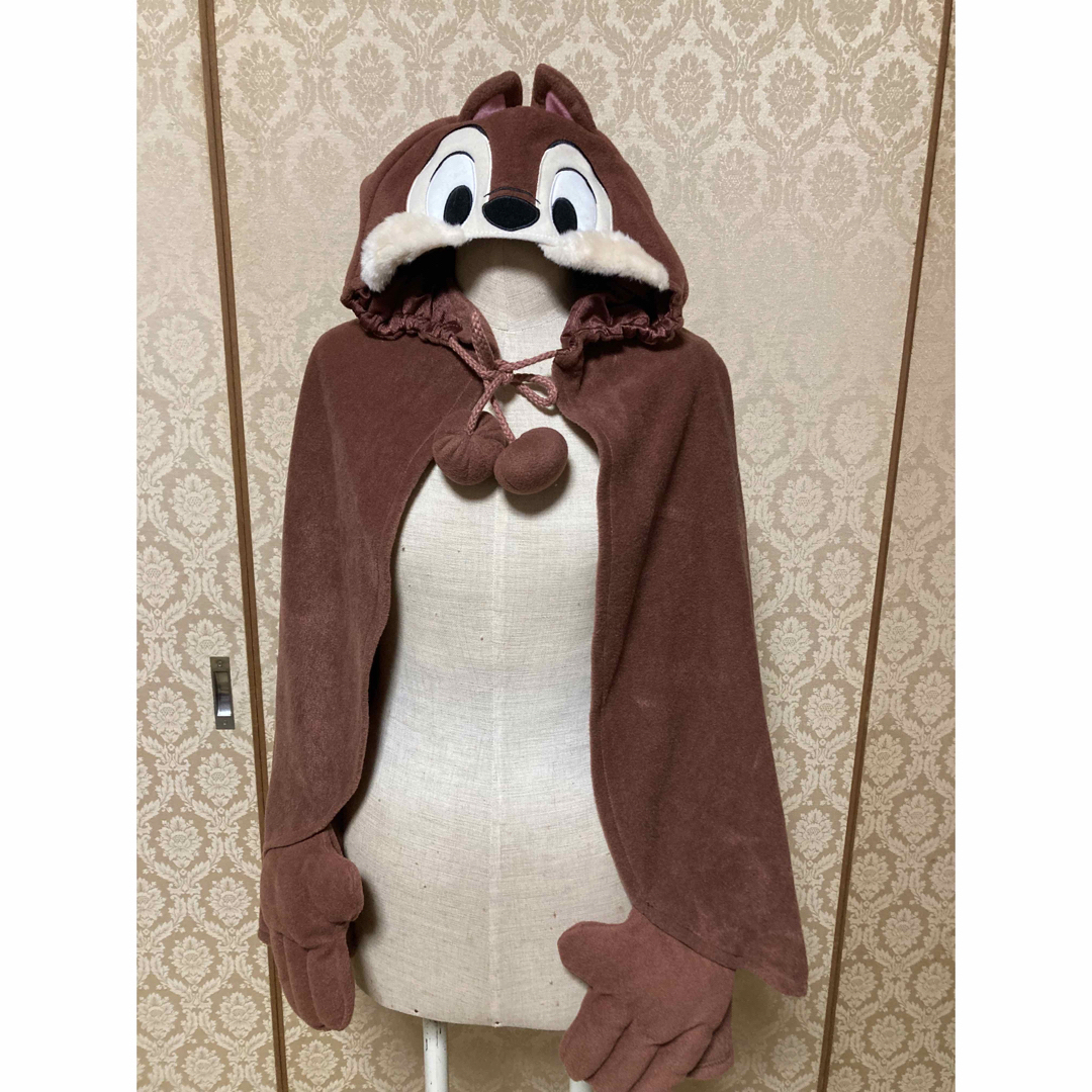 Disney(ディズニー)のディズニー　チップとディール　マント　ポンチョ レディースのジャケット/アウター(ポンチョ)の商品写真