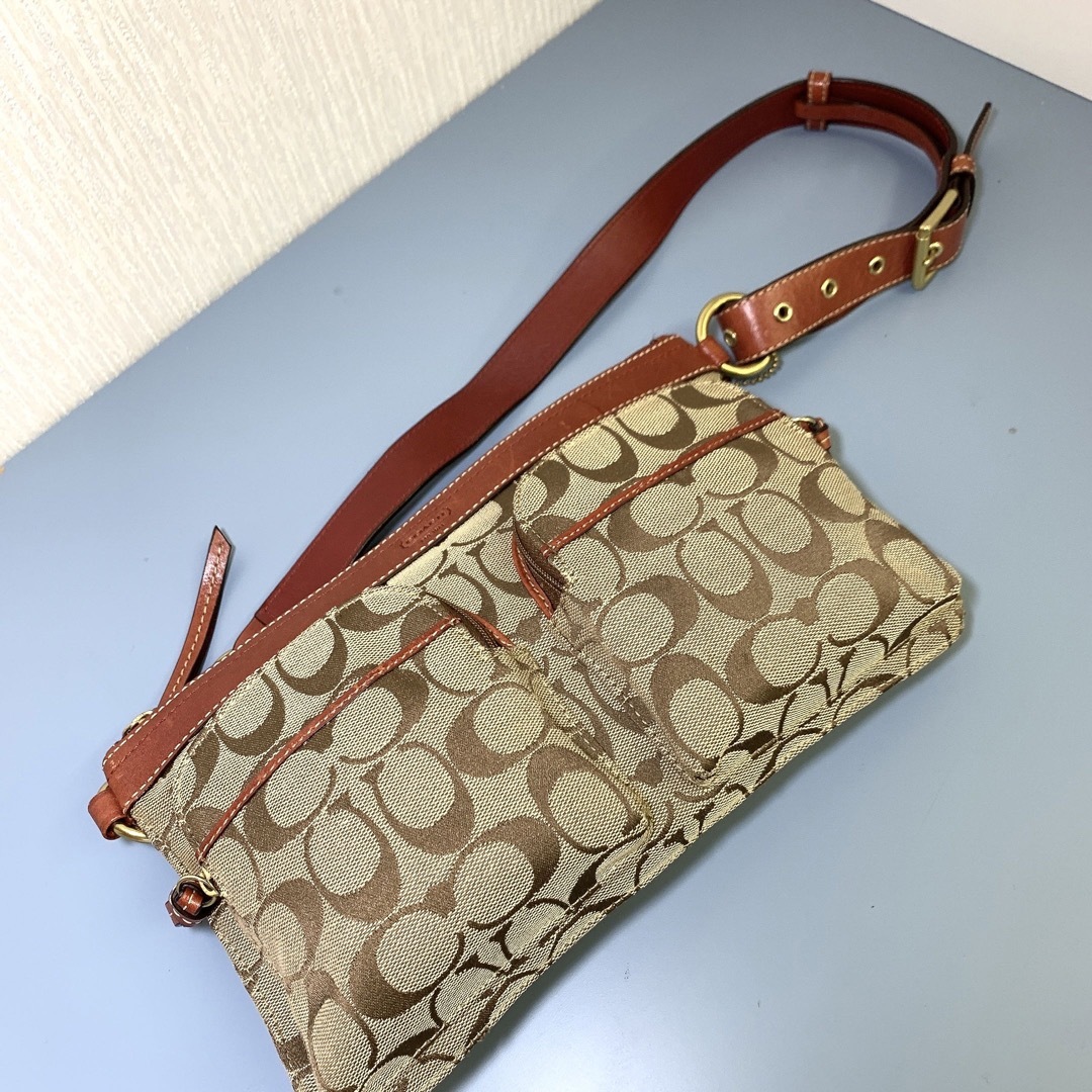 美品 COACH シグネチャー ウエストバック ウエストポーチ