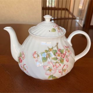 ウェッジウッド(WEDGWOOD)の【黒壺美品】ウェッジウッド★アップルブロッサム★ティーポット(食器)