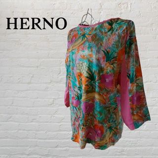 ヘルノ(HERNO)のHERNO ヘルノ　花柄　七分袖　シャツ　　イタリア製(Tシャツ(長袖/七分))