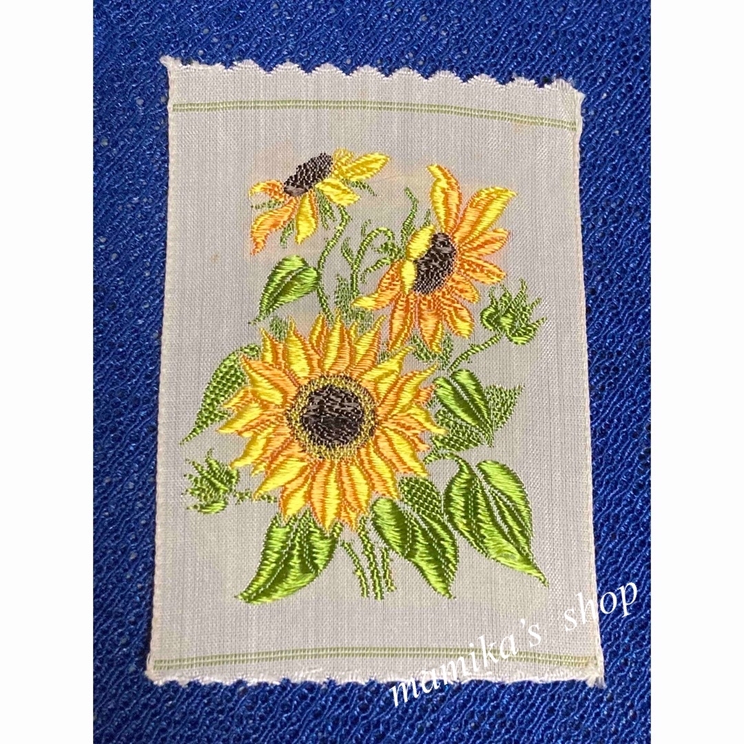 英国🇬🇧 アンティーク シガレットカード 『シルク 刺繍🪡フラワーズ』ひまわり🌻 エンタメ/ホビーの美術品/アンティーク(その他)の商品写真