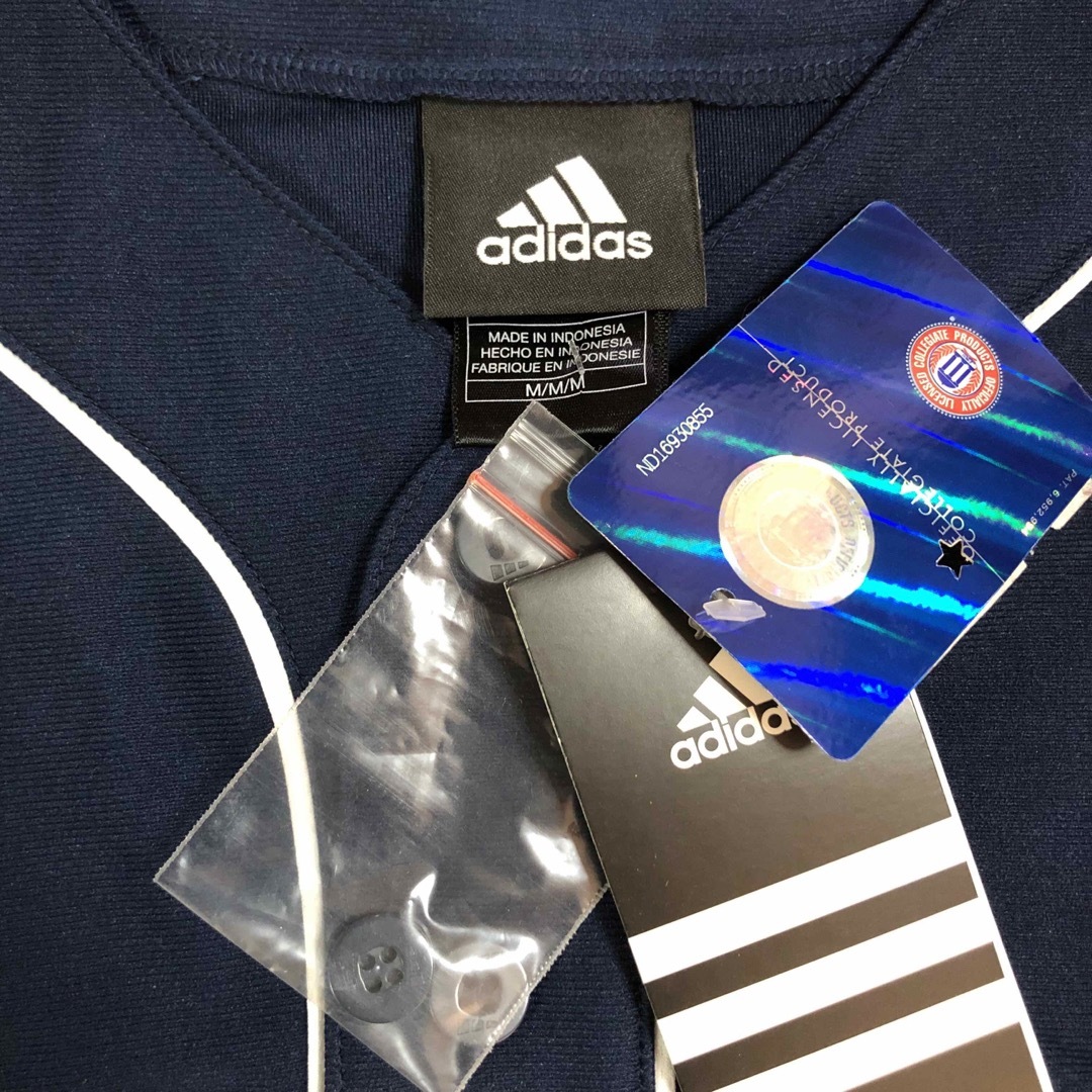 adidas(アディダス)のノートルダム大学　ユニフォーム メンズのトップス(Tシャツ/カットソー(半袖/袖なし))の商品写真