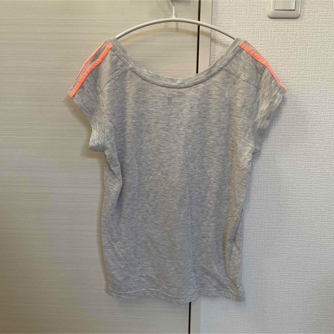 adidas(アディダス)のadidas Tシャツ メンズのトップス(Tシャツ/カットソー(半袖/袖なし))の商品写真