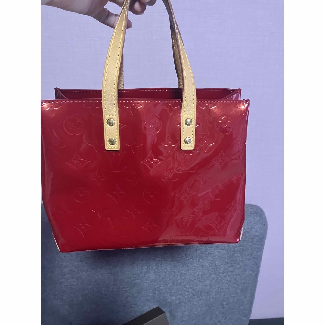 LOUIS VUITTON(ルイヴィトン)のルイヴィトン　リードPM美品　ヴェルニ赤 レディースのバッグ(ハンドバッグ)の商品写真