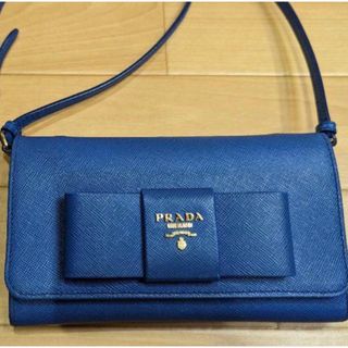 プラダ(PRADA)のPRADA　サフィアーノレザー　ショルダーウォレット　スマホケース(財布)