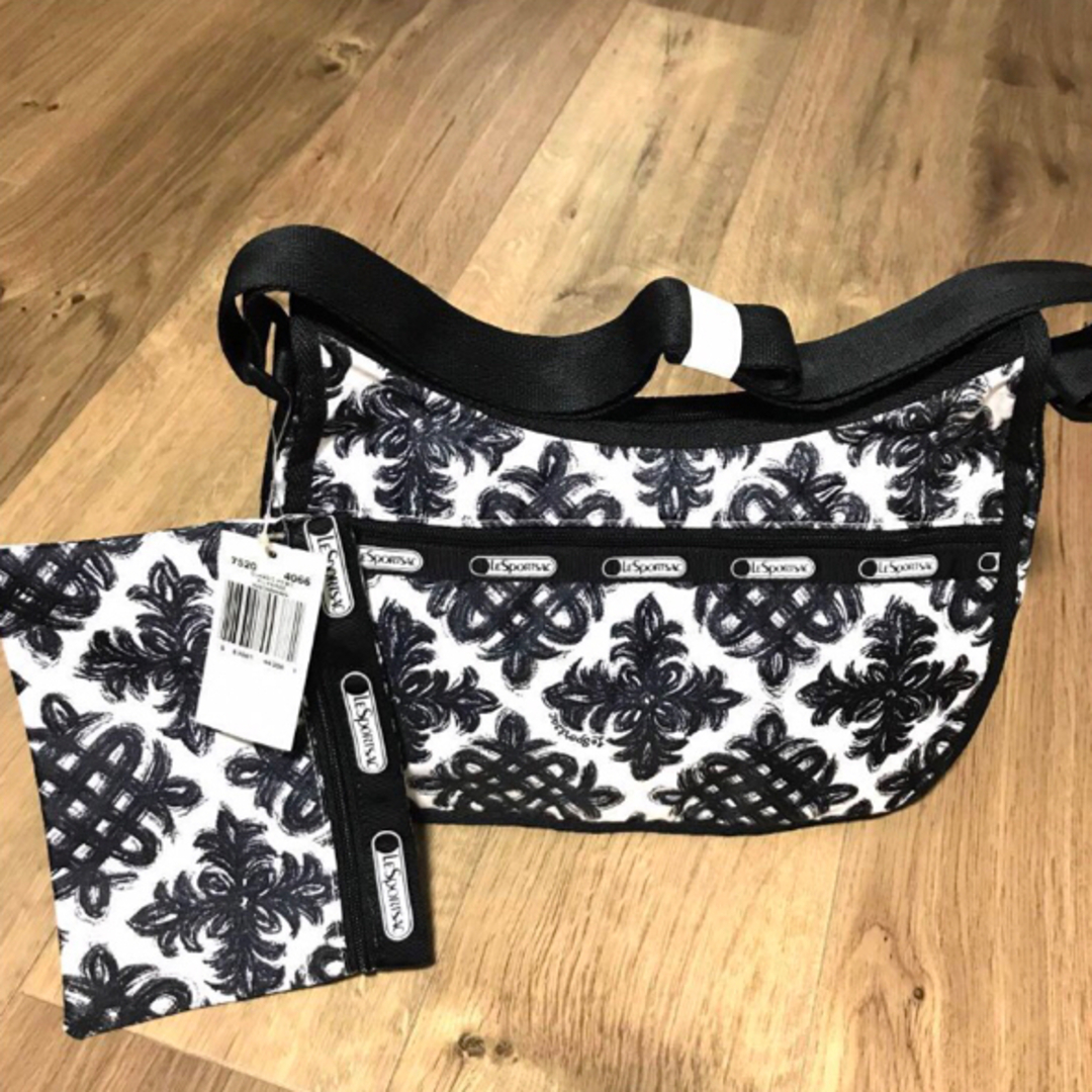 LeSportsac(レスポートサック)の未使用レスポートサック CLASSIC HOBO レディースのバッグ(ショルダーバッグ)の商品写真