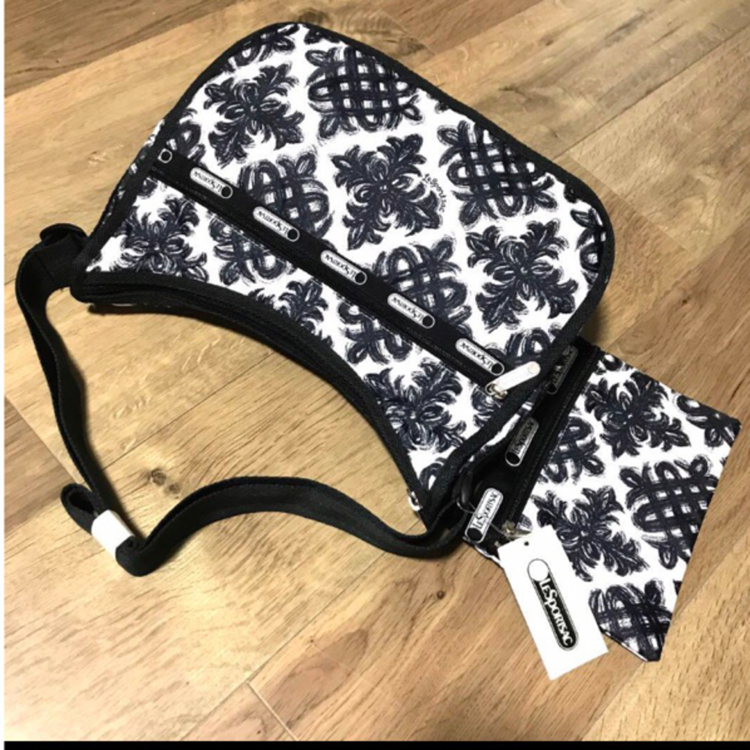 LeSportsac(レスポートサック)の未使用レスポートサック CLASSIC HOBO レディースのバッグ(ショルダーバッグ)の商品写真