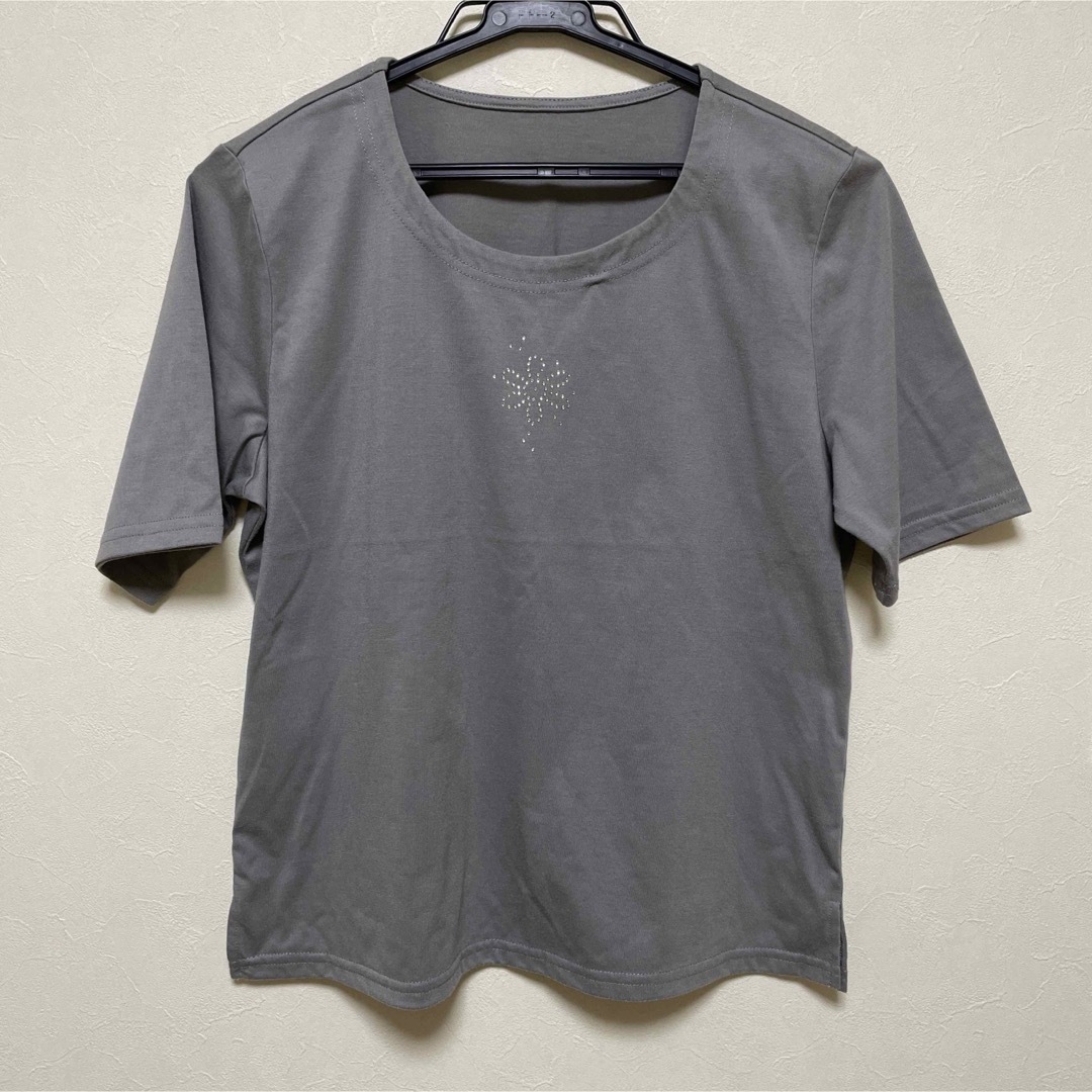 MeriStella トップス 半袖 レディース グレー M レディースのトップス(Tシャツ(半袖/袖なし))の商品写真