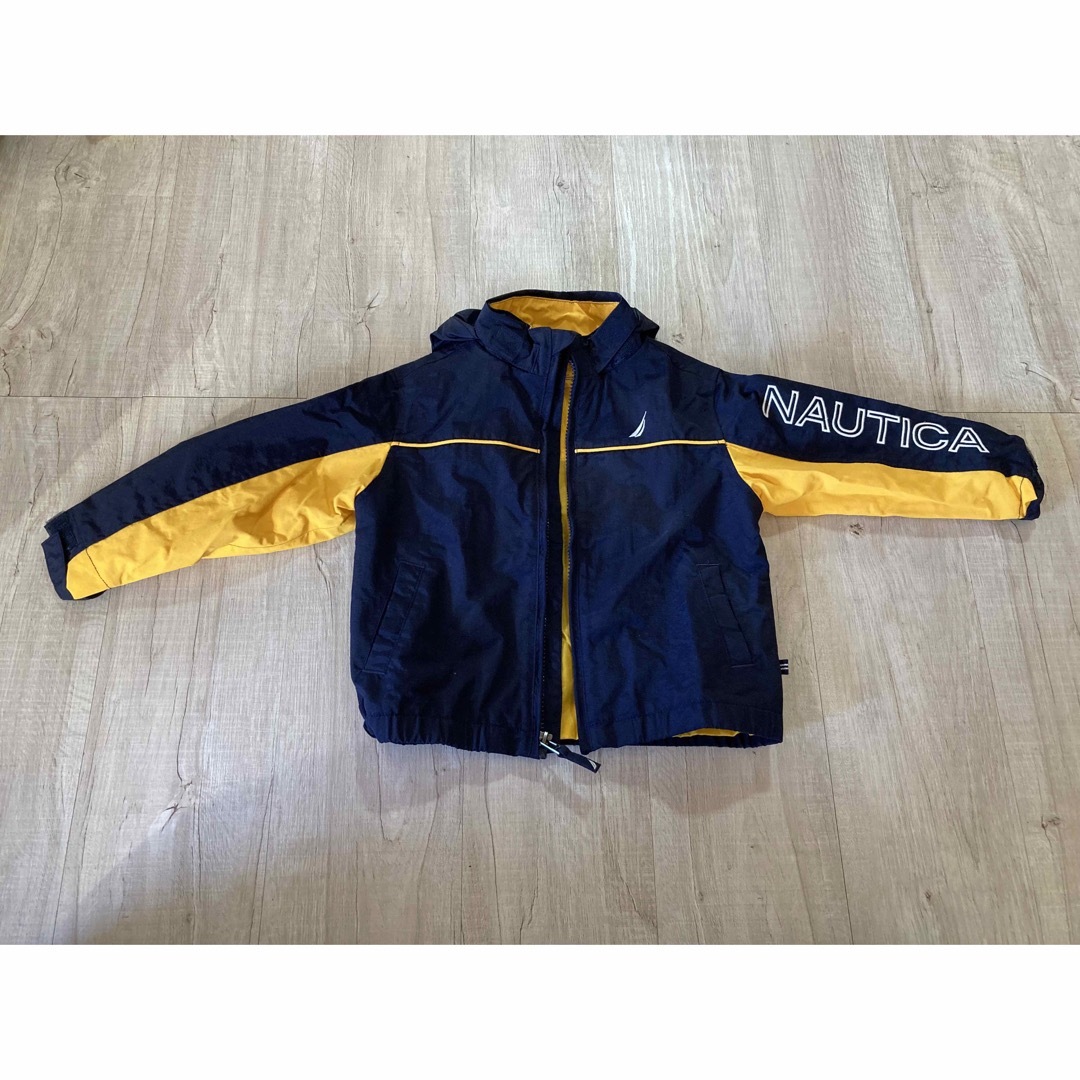 NAUTICA(ノーティカ)の値下げしました！ノーティカのウィンドブレーカー、上着 キッズ/ベビー/マタニティのキッズ服男の子用(90cm~)(ジャケット/上着)の商品写真