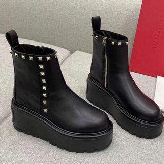 ヴァレンティノ 厚底の通販 26点 | VALENTINOを買うならラクマ