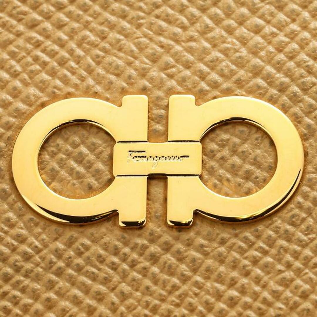Ferragamo(フェラガモ)の新品 フェラガモ FERRAGAMO 2つ折り財布 二つ折りウォレット キャメル レディースのファッション小物(財布)の商品写真