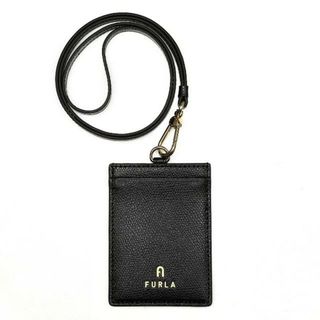 フルラ(Furla)の新品 フルラ FURLA カードケース カメリア VERTICAL BADGE HOLDER ネロ(名刺入れ/定期入れ)