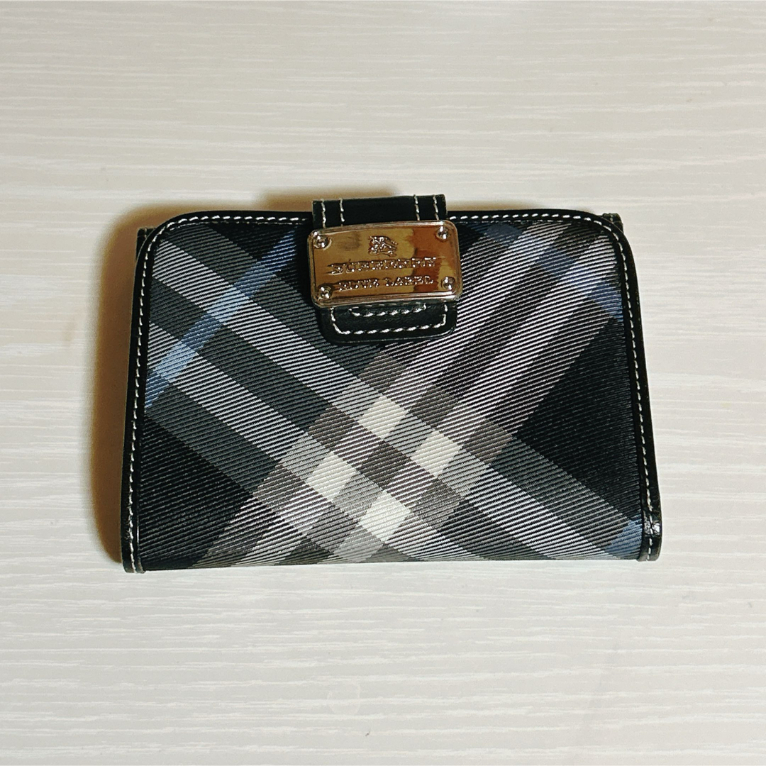 BURBERRY BLUE LABEL(バーバリーブルーレーベル)のBurberry 折り財布 二つ折り Blue label レディースのファッション小物(財布)の商品写真