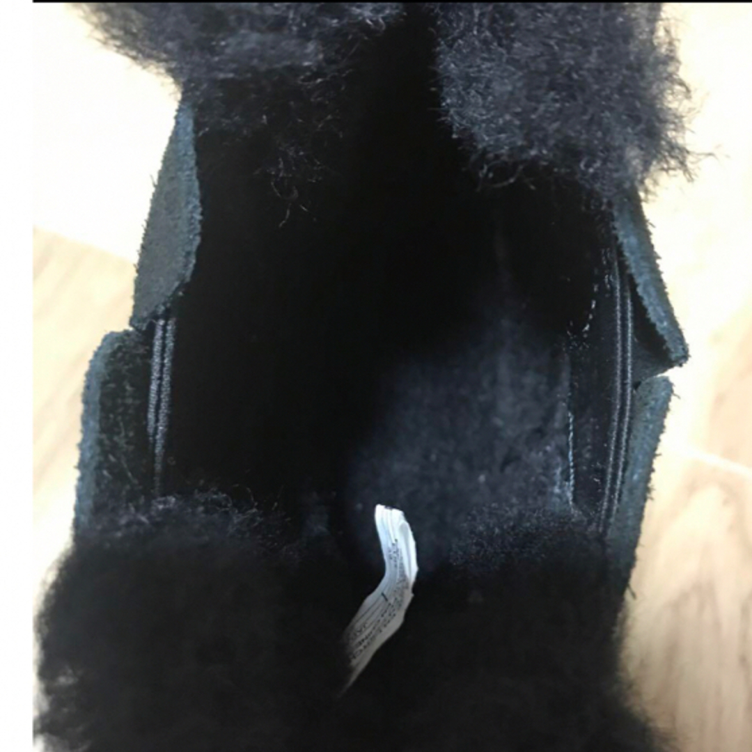 EMU Australia(エミュオーストラリア)の未使用EMU AUSTRALIA バッグスキンブーツ　黒25 レディースの靴/シューズ(ブーツ)の商品写真