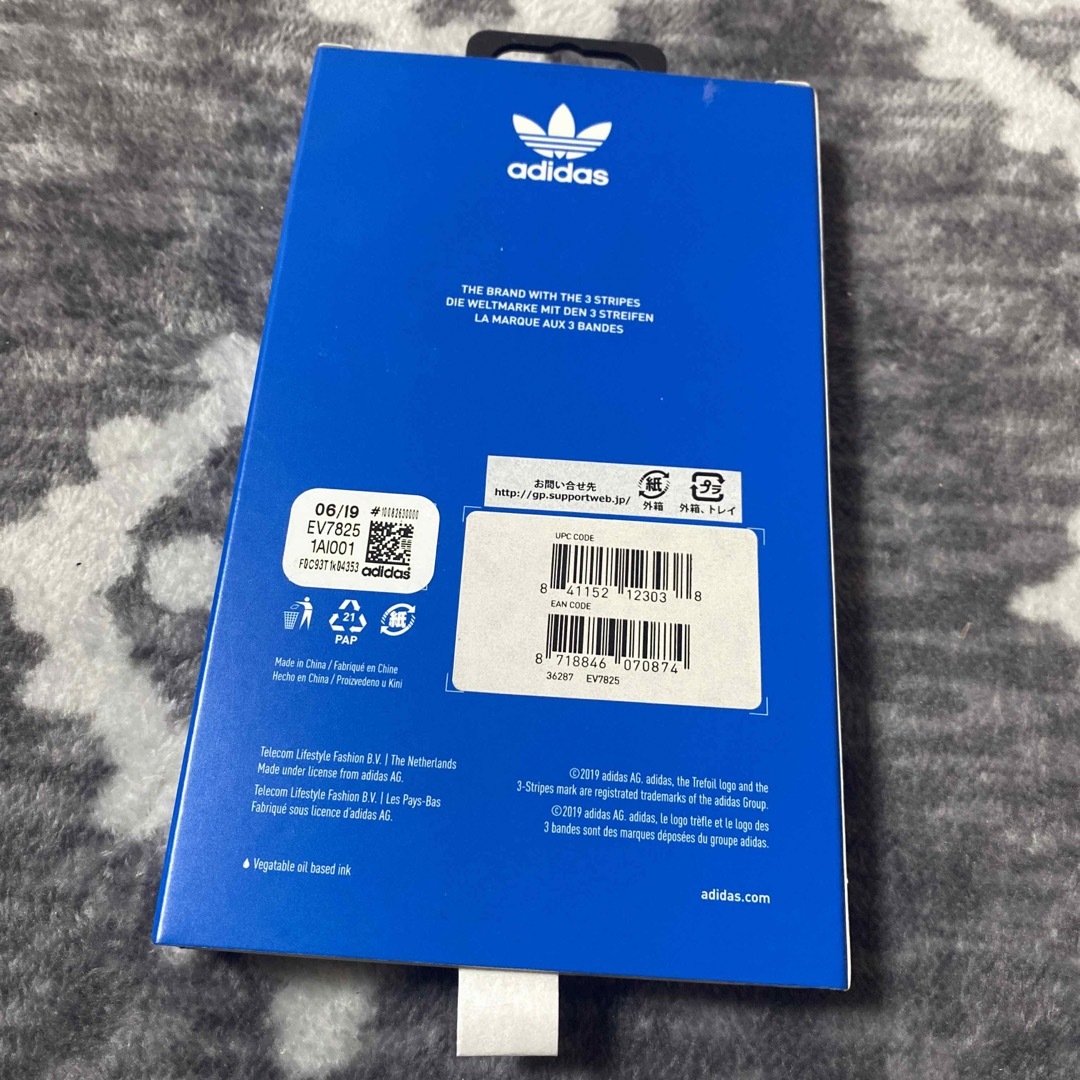 adidas(アディダス)のiPhone11  ケース　adidas カバー スマホ/家電/カメラのスマホアクセサリー(iPhoneケース)の商品写真