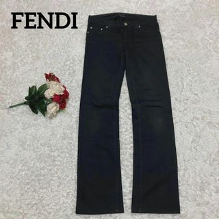 フェンディ パンツの通販 300点以上 | FENDIのレディースを買うならラクマ