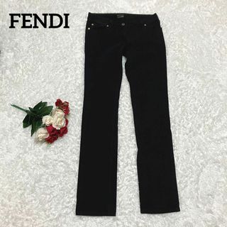 フェンディ(FENDI)の【高級感】フェンディ　ブラックデニム　ジーンズ　金ボタン　ズッカ　ストレッチ42(デニム/ジーンズ)