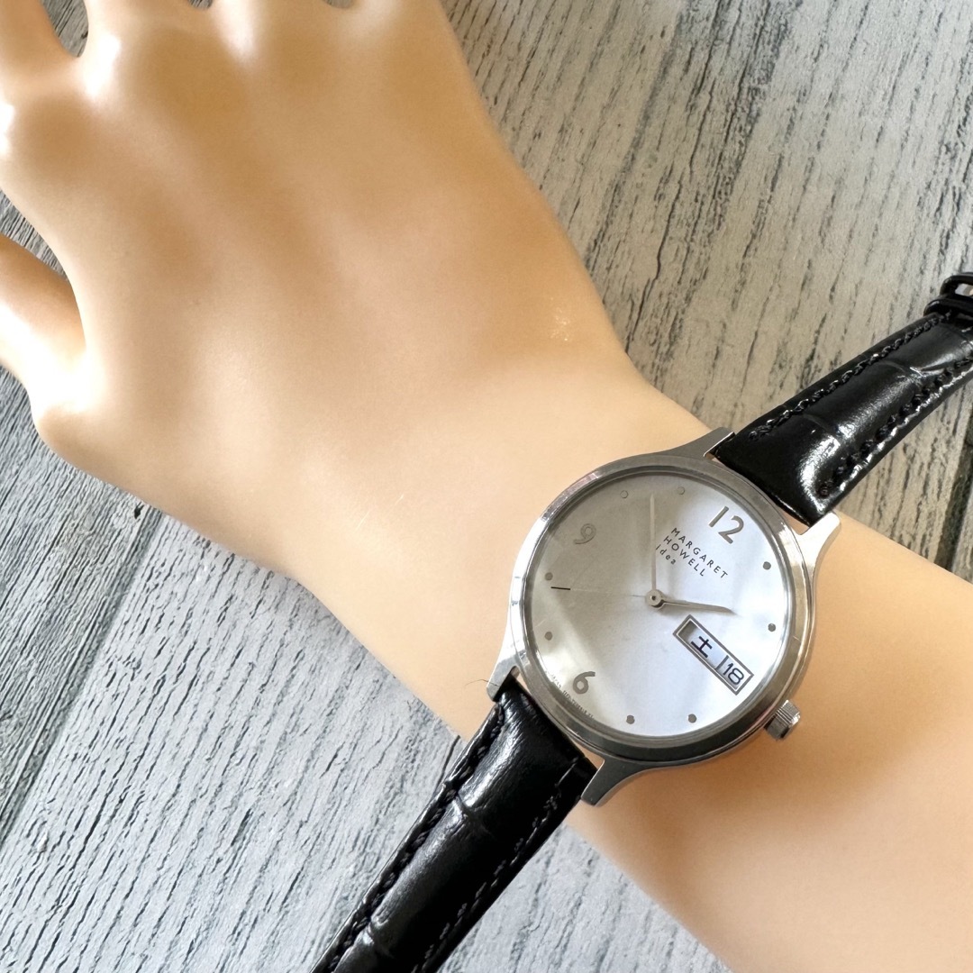 MARGARET HOWELL - 【電池交換済】MARGARET HOWELL 腕時計 デイト