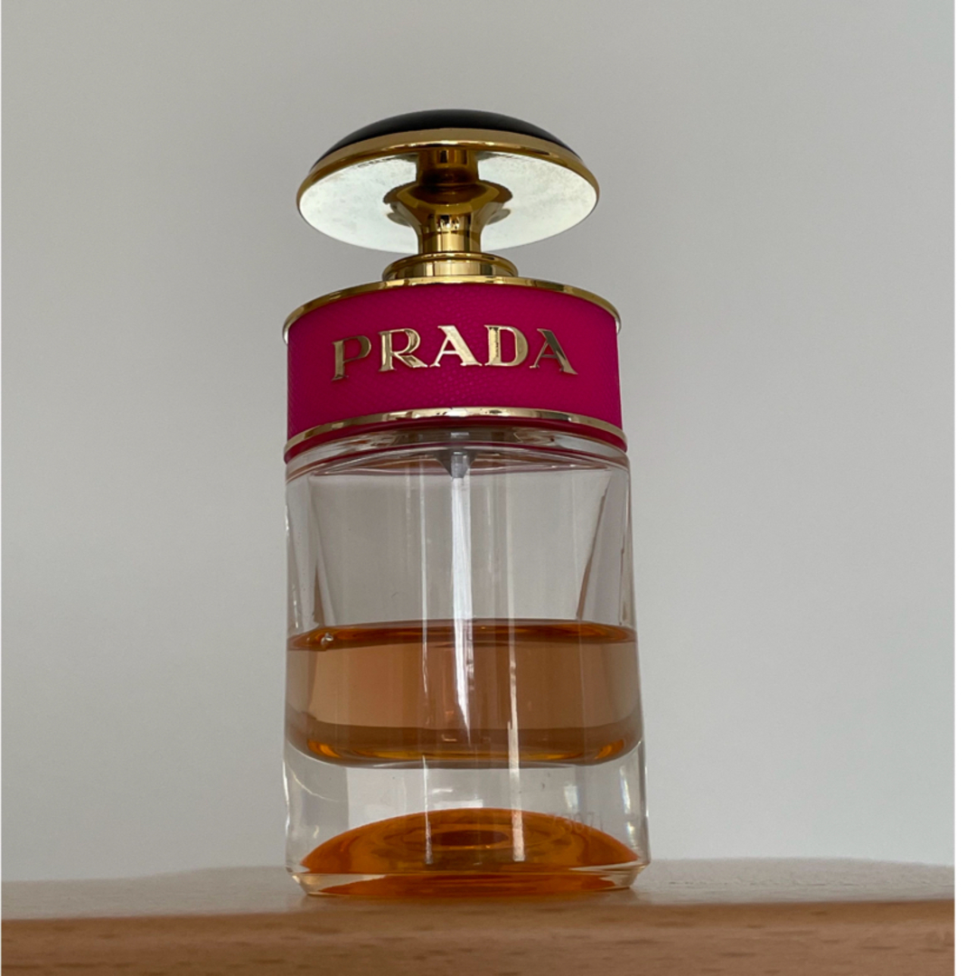 PRADA(プラダ)のPRADA CANDY オーデパルファム350ml コスメ/美容の香水(香水(女性用))の商品写真