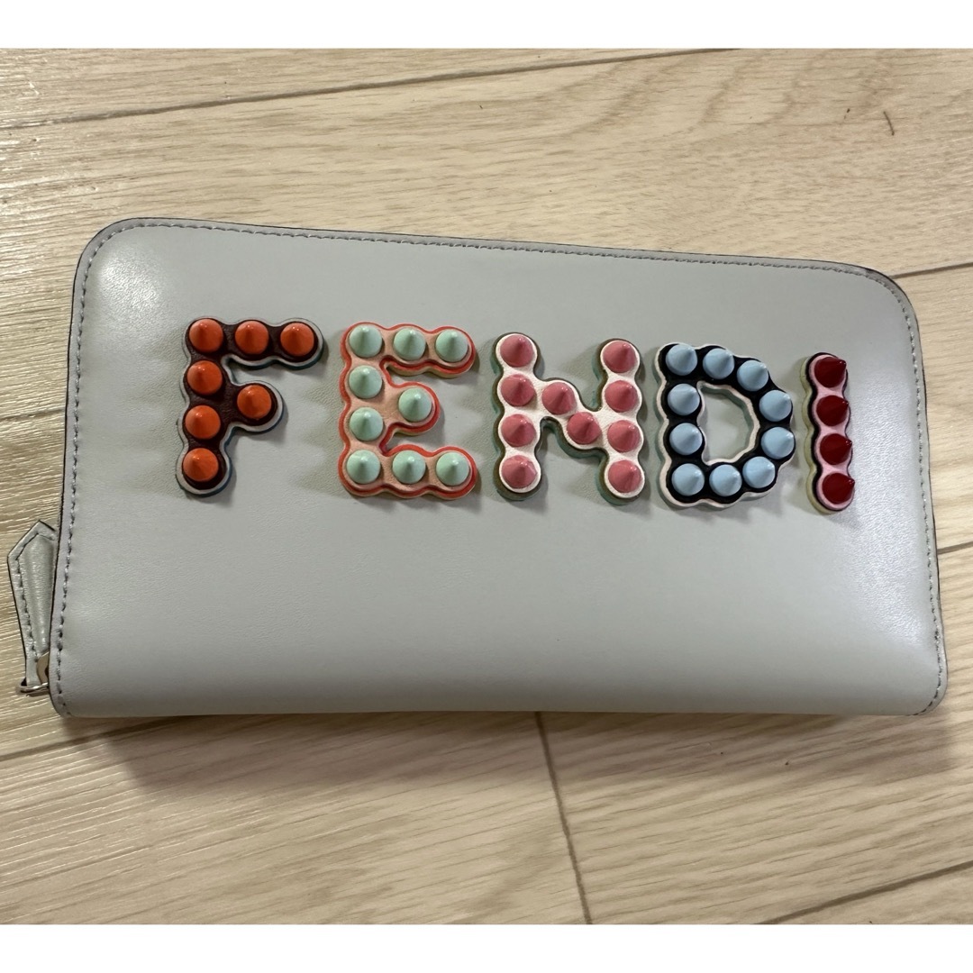 FENDI - FENDI マルチスタッズラウンド長財布の通販 by ネルココ's