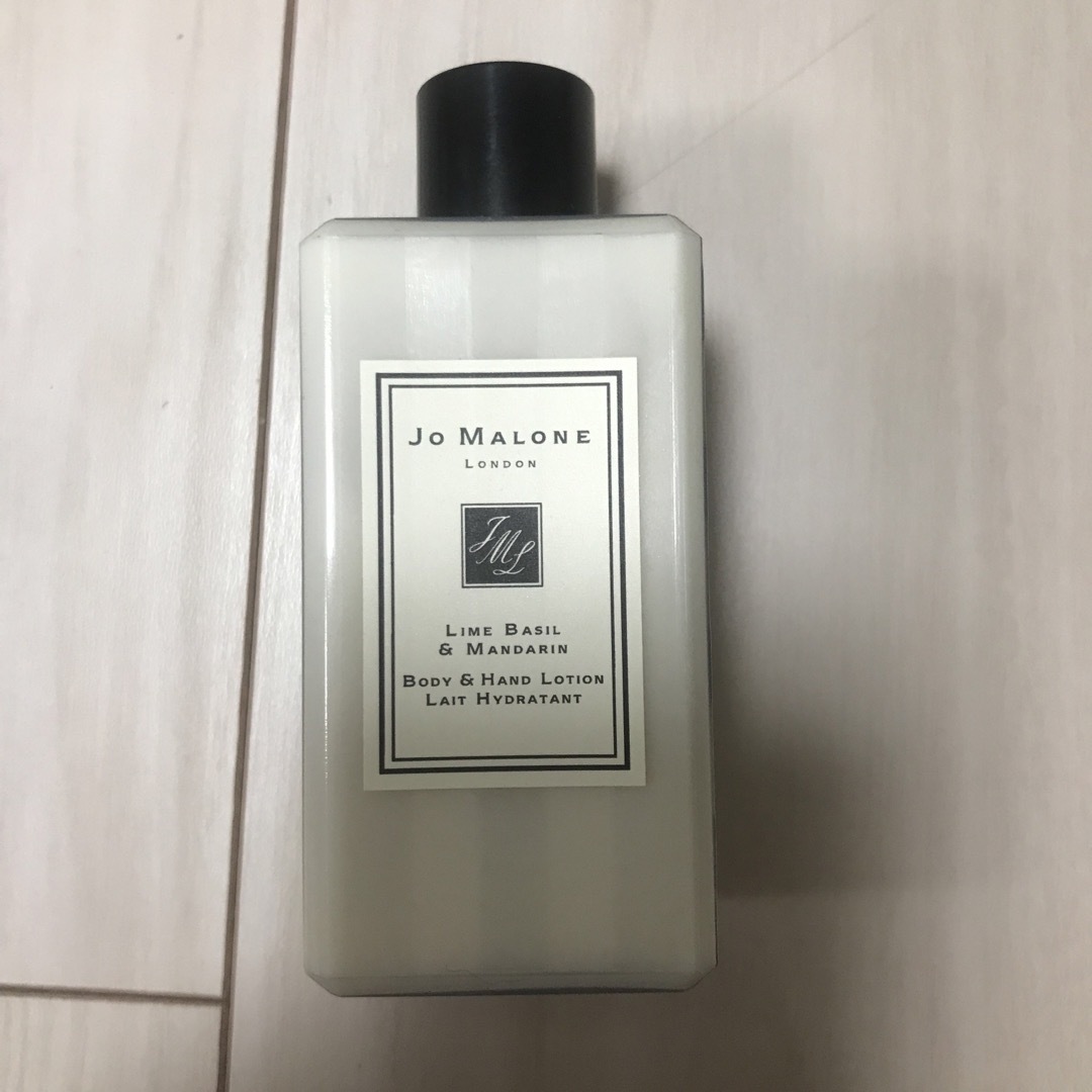 Jo Malone(ジョーマローン)のJO MALONE ライムバジル＆マンダリン ボディ＆ハンド ローション  コスメ/美容のボディケア(ボディローション/ミルク)の商品写真