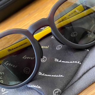 Eyevol - オールドマウンテン サングラス アイヴォル 登山 ランニング