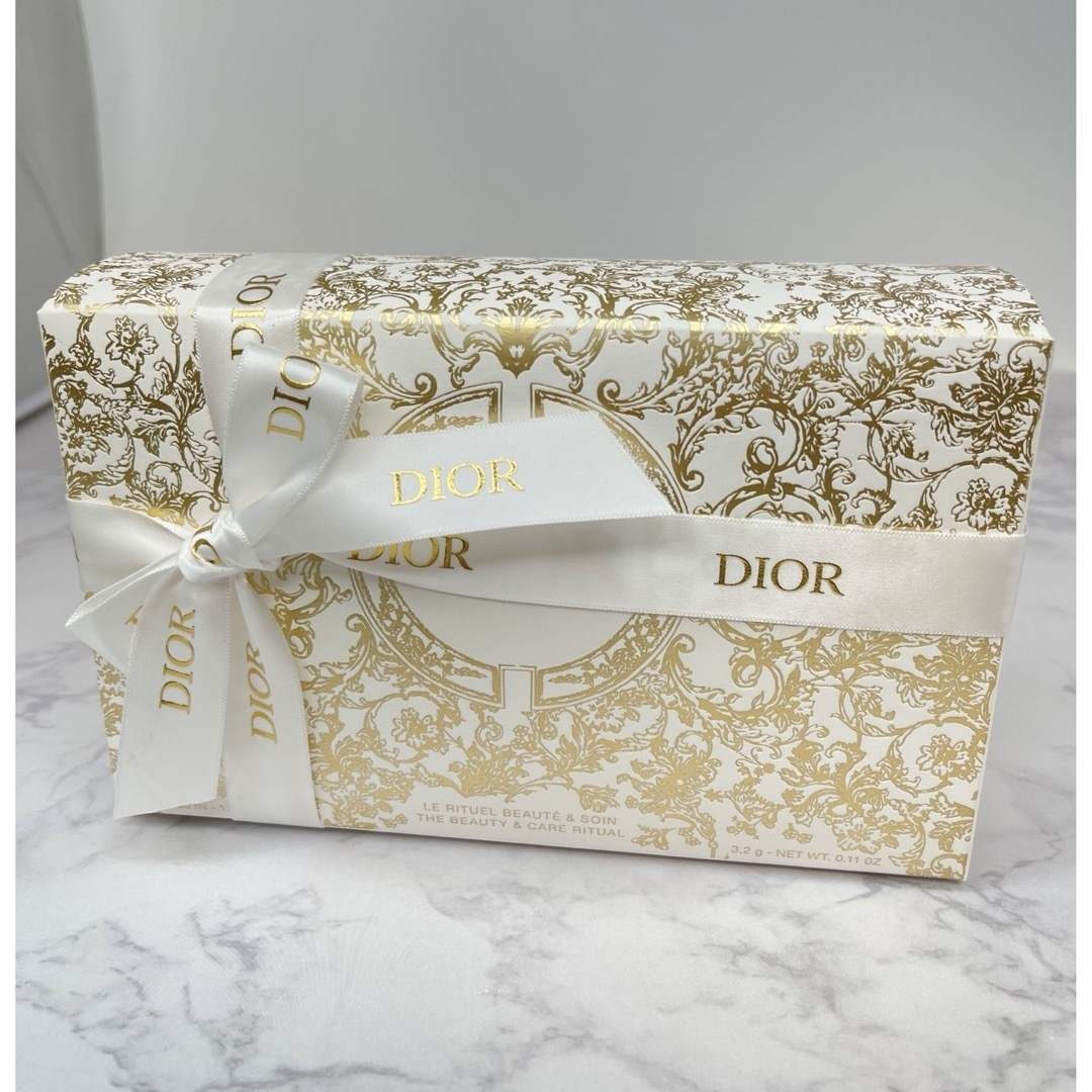 Christian Dior(クリスチャンディオール)のクリスチャン・ディオール Dior  ホリデーコフレ コスメ/美容のキット/セット(コフレ/メイクアップセット)の商品写真