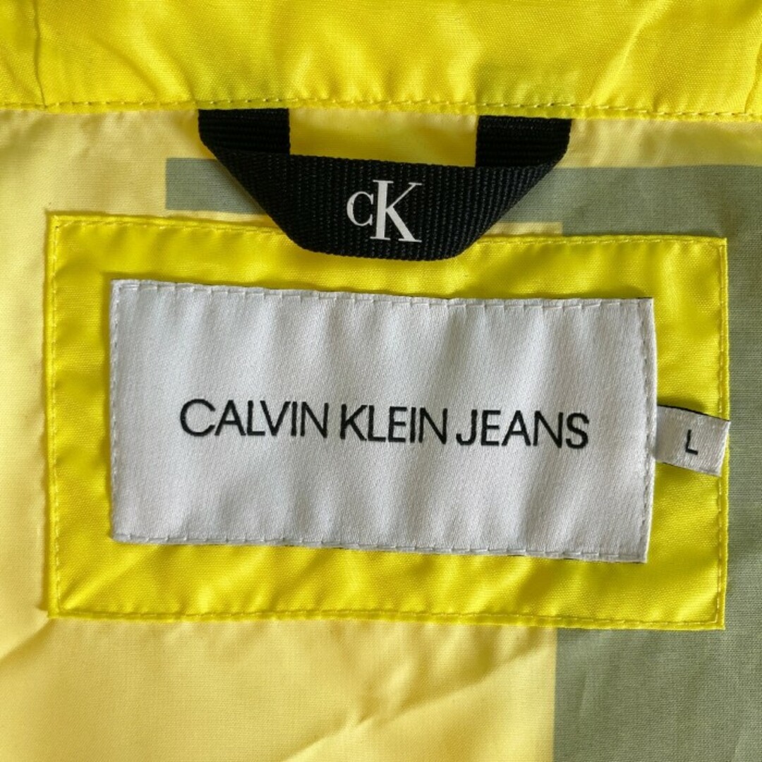 Calvin Klein(カルバンクライン)の★Calvin Klein Jeans カルバンクラインジーンズ J315279 CK ONE ロゴ ウィンドブレーカー ジャケット イエロー sizeL メンズのジャケット/アウター(その他)の商品写真