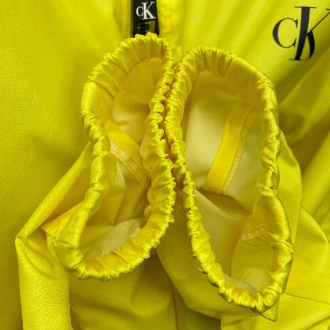 Calvin Klein(カルバンクライン)の★Calvin Klein Jeans カルバンクラインジーンズ J315279 CK ONE ロゴ ウィンドブレーカー ジャケット イエロー sizeL メンズのジャケット/アウター(その他)の商品写真