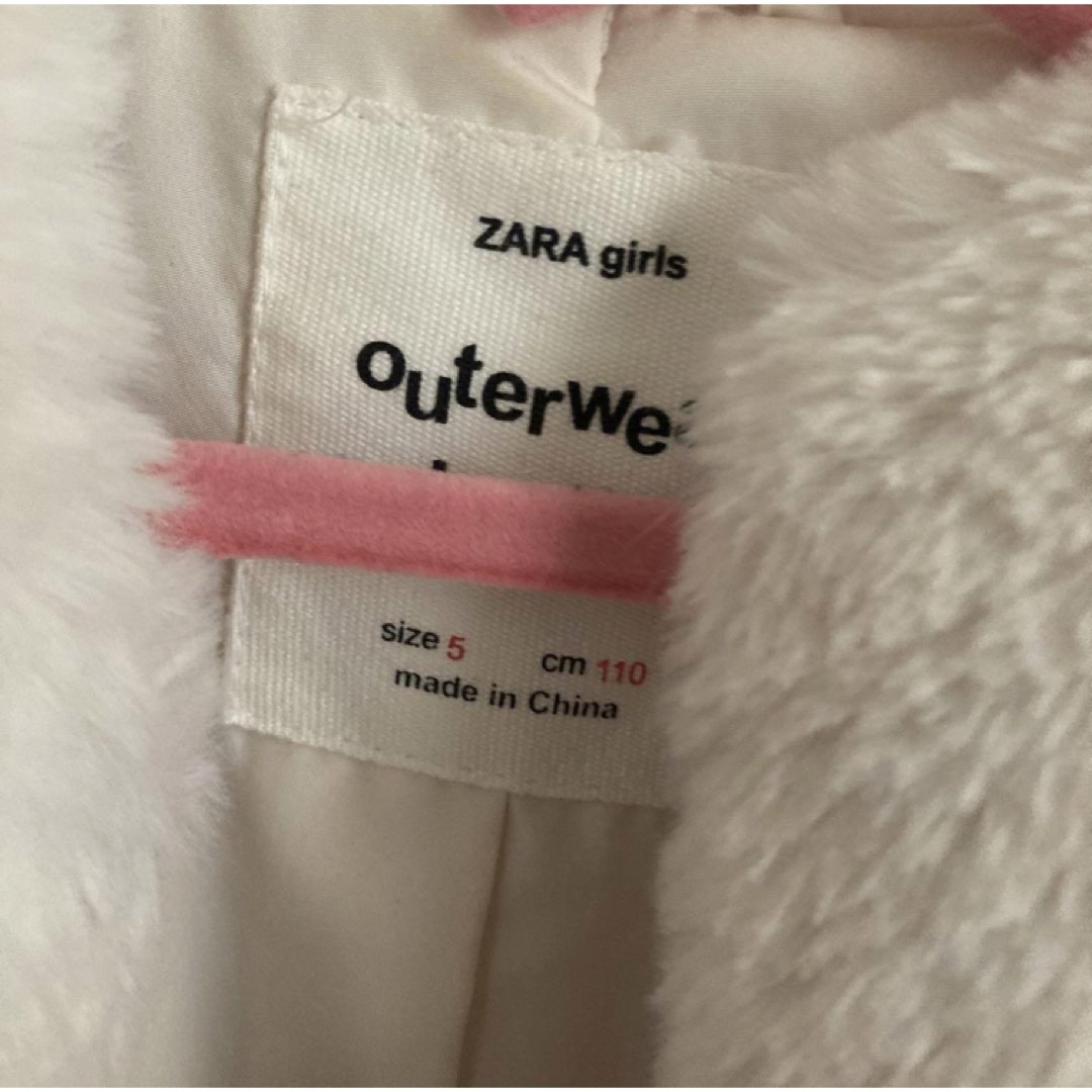 ZARA KIDS(ザラキッズ)のザラキッズ ファーベスト(h&m プティマイン べべ マーキーズ キッズ/ベビー/マタニティのキッズ服男の子用(90cm~)(ジャケット/上着)の商品写真