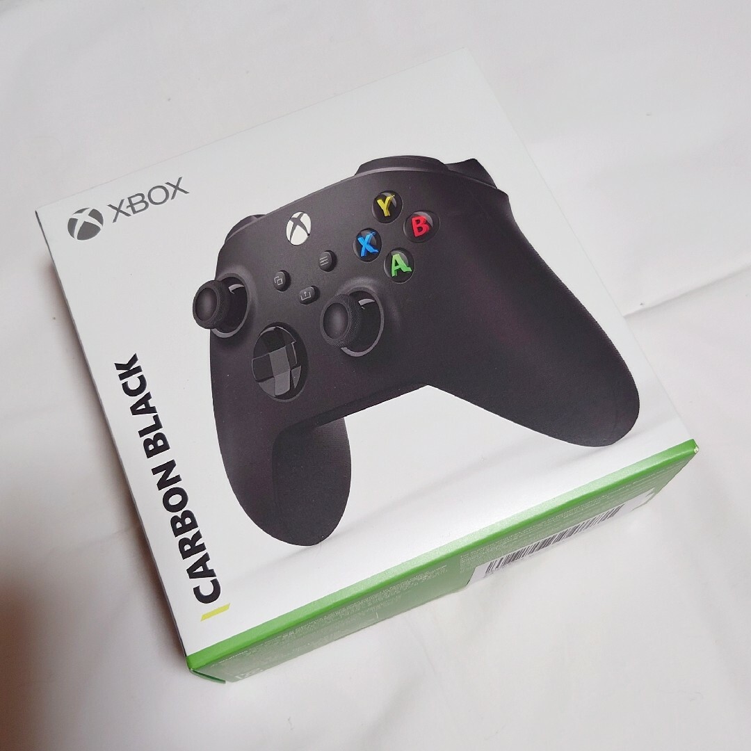 Xbox(エックスボックス)の未開封品★XBOX★ワイヤレスコントローラー★カーボンブラック エンタメ/ホビーのゲームソフト/ゲーム機本体(その他)の商品写真