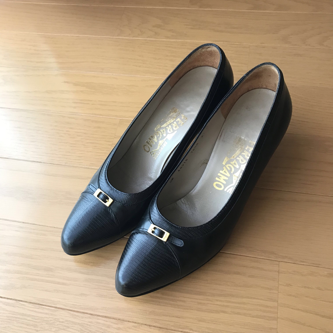 Salvatore Ferragamo(サルヴァトーレフェラガモ)のSaIvatore Ferragamo パンプス《23.5》 レディースの靴/シューズ(ハイヒール/パンプス)の商品写真