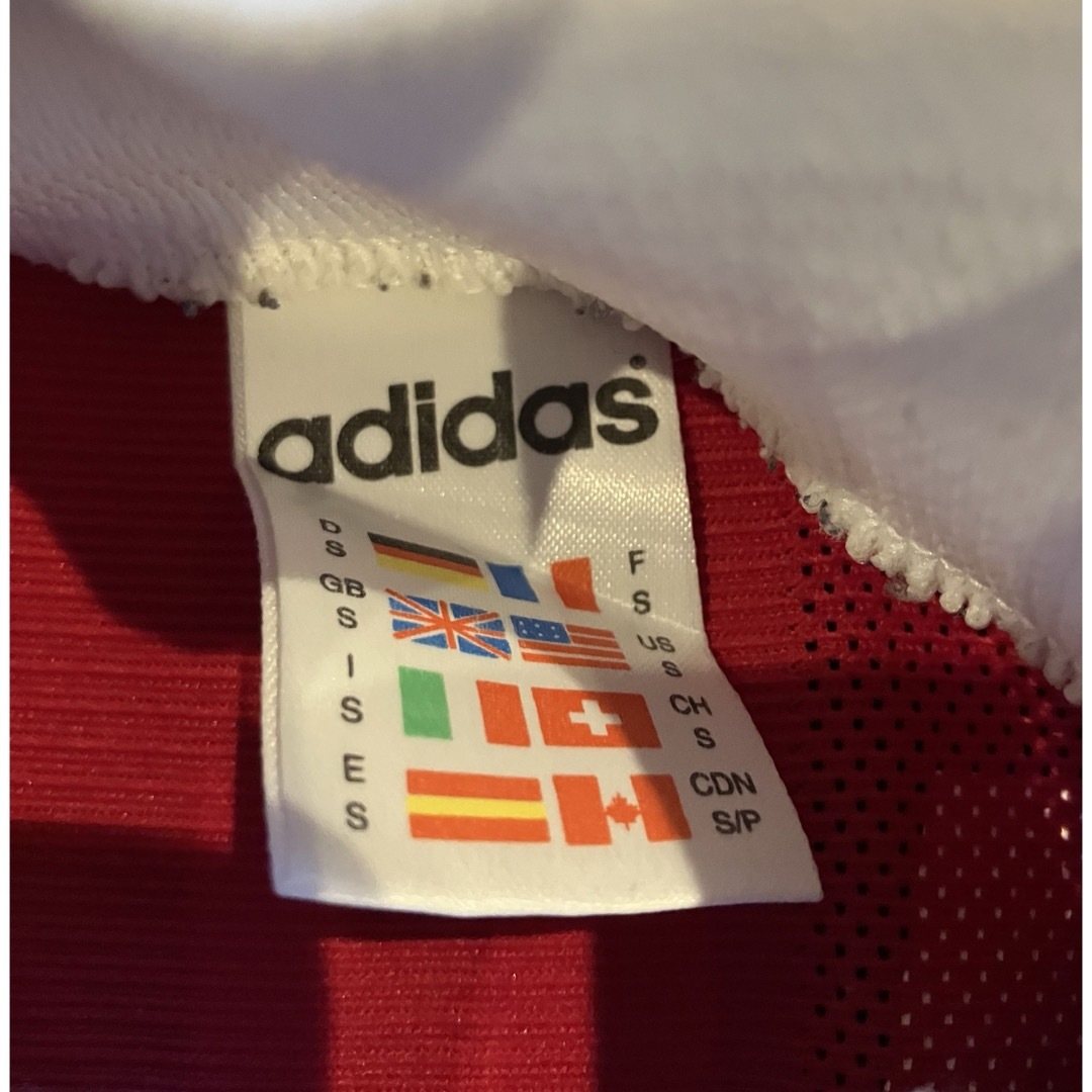 adidas(アディダス)の95/96リバプール　ホームユニフォーム　マクマナマン　Sサイズ スポーツ/アウトドアのサッカー/フットサル(ウェア)の商品写真