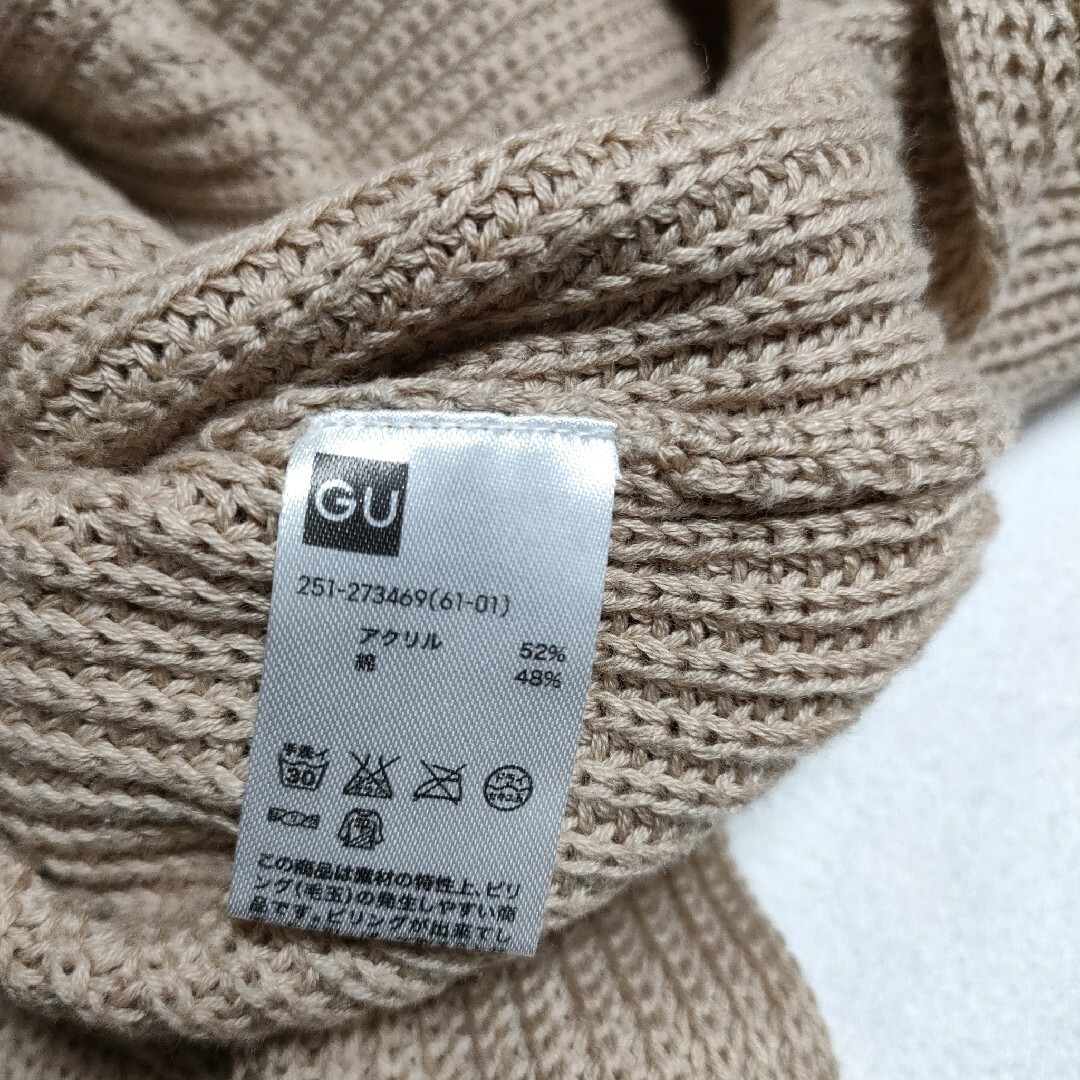 GU(ジーユー)のGU ジーユー (M)　サイドスリットチュニック ノースリーブ レディースのトップス(ニット/セーター)の商品写真