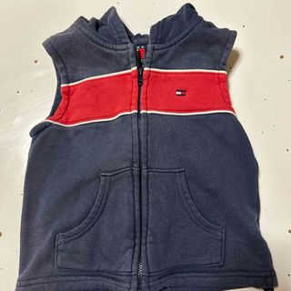 トミーヒルフィガー(TOMMY HILFIGER)のトミーヒルフィガー ベスト 帽子付き 100cm 110cm(ジャケット/上着)