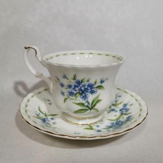 ロイヤルアルバート(ROYAL ALBERT)のロイヤルアルバート 7月 忘れな草 ティーカップ&ソーサー USED良品(グラス/カップ)