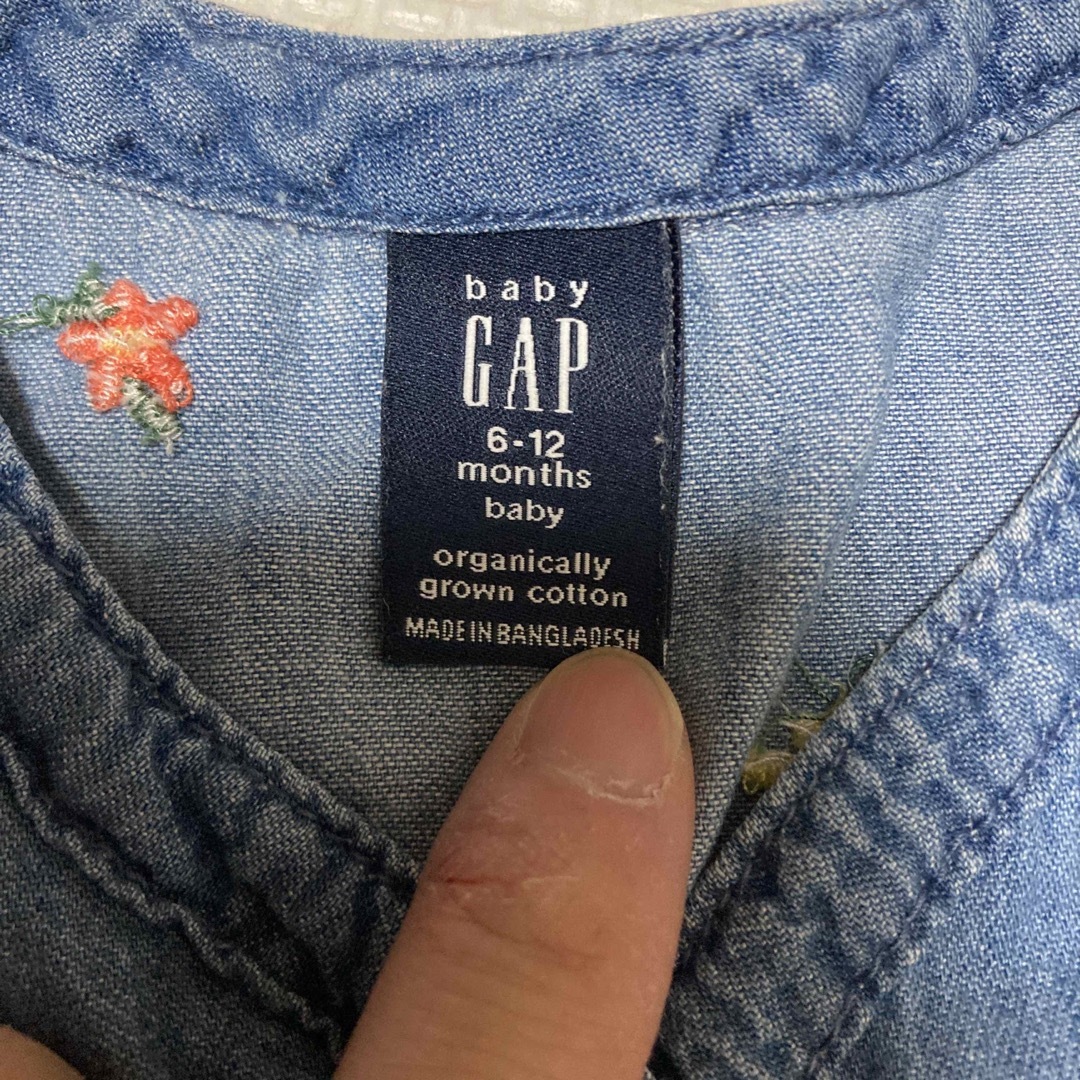 babyGAP(ベビーギャップ)のbaby GAP デニムワンピース キッズ/ベビー/マタニティのベビー服(~85cm)(ワンピース)の商品写真