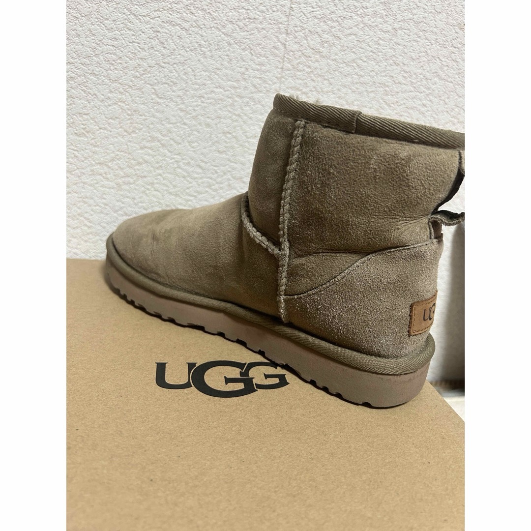 L'Appartement DEUXIEME CLASSE(アパルトモンドゥーズィエムクラス)の専用★UGG CLASSIC MINI Ⅱ★アグ37 レディースの靴/シューズ(ブーツ)の商品写真