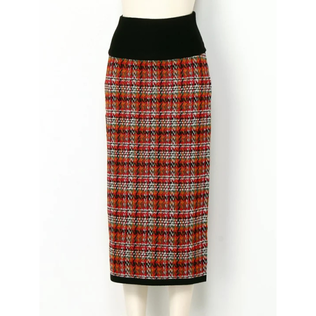 Lily Brown(リリーブラウン)のリリーブラウン　柄ジャガードロングタイトスカート　レッド　ブラック　F レディースのスカート(ロングスカート)の商品写真
