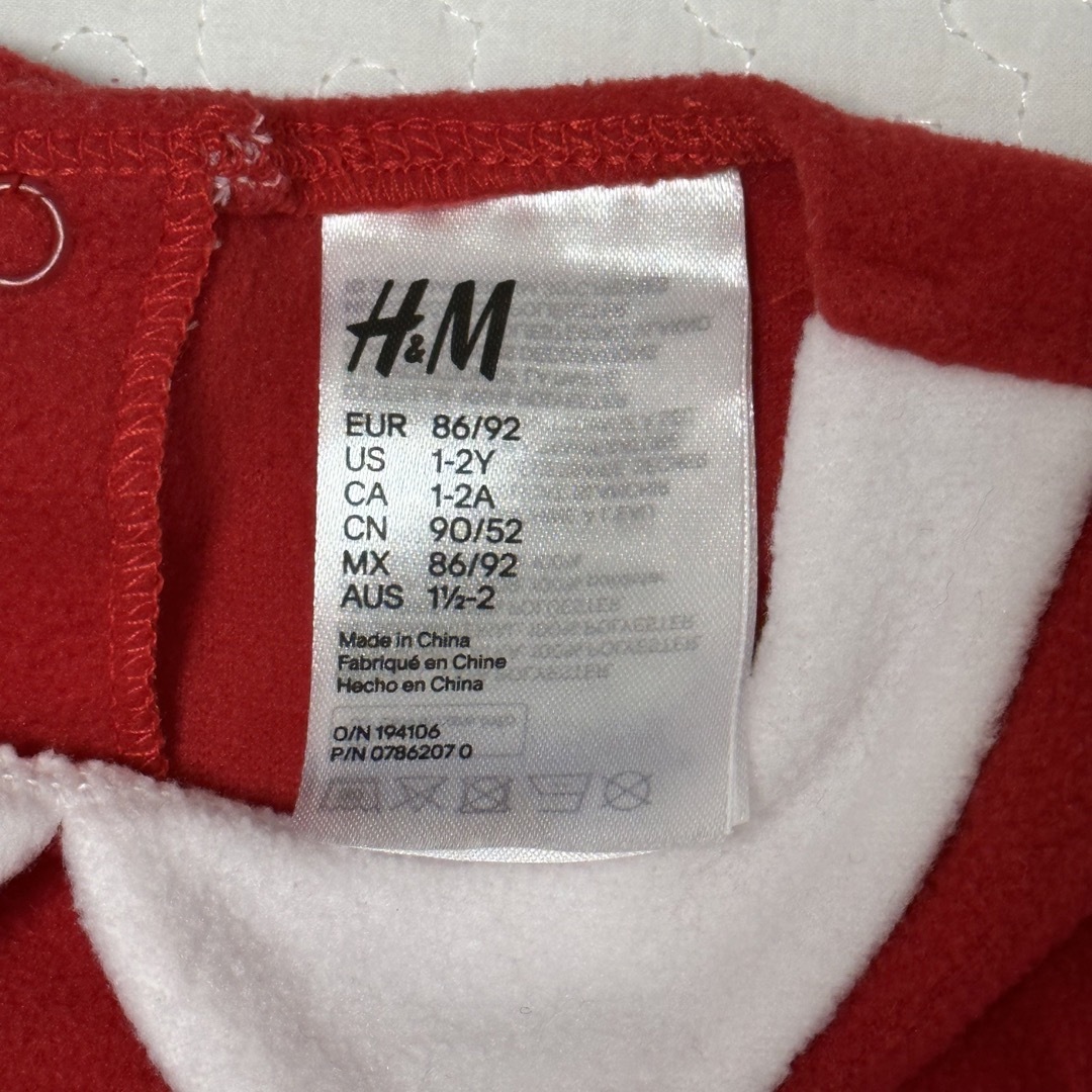 H&M(エイチアンドエム)のサンタクロース　キッズ キッズ/ベビー/マタニティのキッズ服女の子用(90cm~)(ワンピース)の商品写真