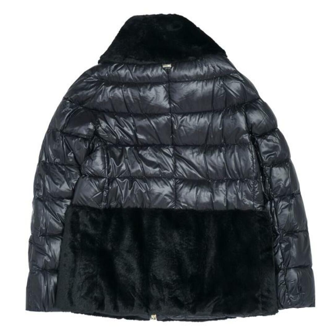 HERNO(ヘルノ)のHERNO(ヘルノ) PI1123D NYLON ULTRALIGHT CAPE WITH ECOFUR Black レディースのジャケット/アウター(ダウンジャケット)の商品写真