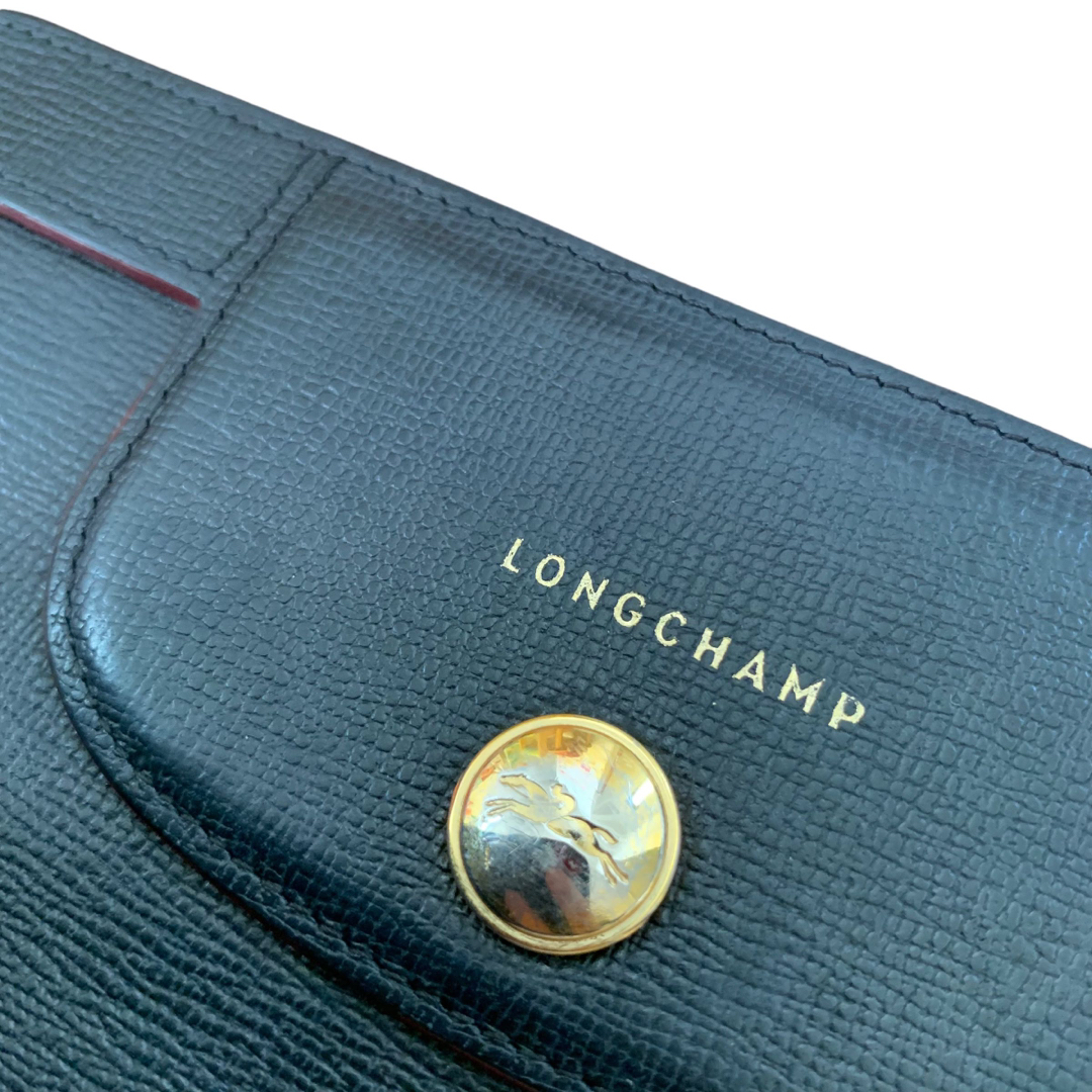 LONGCHAMP(ロンシャン)のロンシャン　長財布　ラウンドファスナー　ネイビー レディースのファッション小物(財布)の商品写真