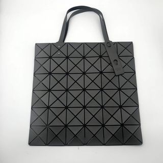 美品✨ISSEY MIYAKE イッセイミヤケ　バオバオ　トートバッグ　赤