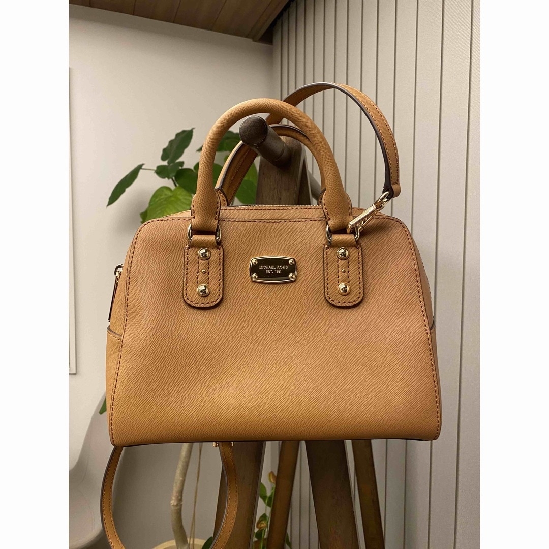 美品　マイケルコース　キャメル　ハンドバッグハンドMICHAEL KORS | フリマアプリ ラクマ