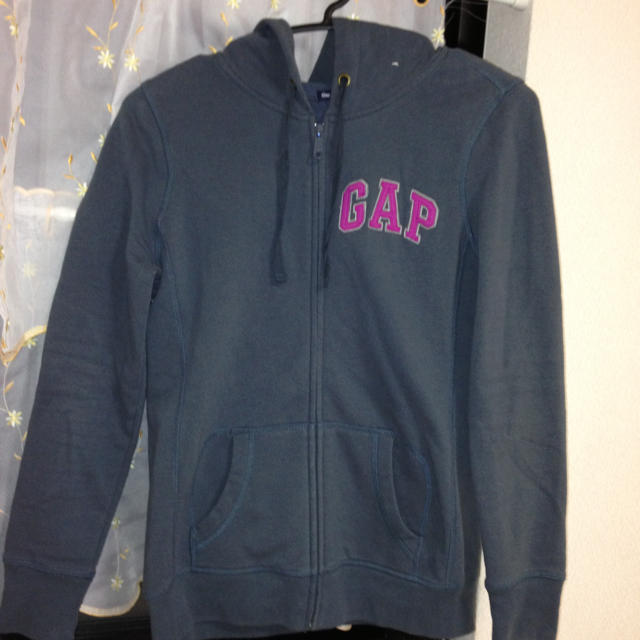 GAP(ギャップ)のパーカー レディースのトップス(パーカー)の商品写真