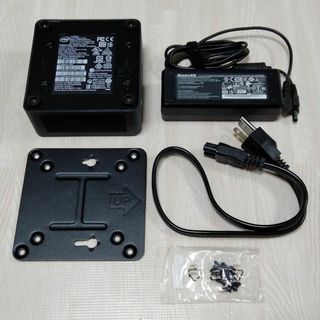 INTEL インテル NUC NUC8V7PNH BKNUC8V7PNH