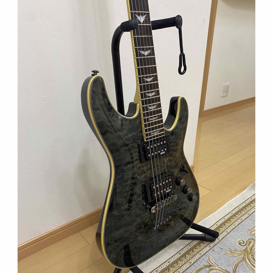 SCHECTER(シェクター)の超美品☆SCHECTER シェクター OMEN EXTREME-6 STBLK 楽器のギター(エレキギター)の商品写真